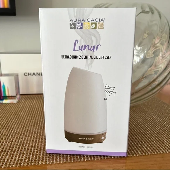 NEW Aura Cacia Essential Oil Diffuser - Picture 2 of 6